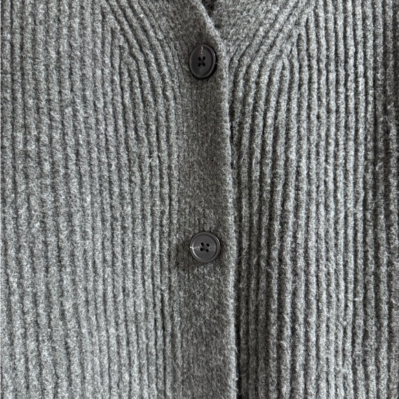 Abercrombie & Fitch Charcoal Ribbed Cardigan - Picture 3 of 4